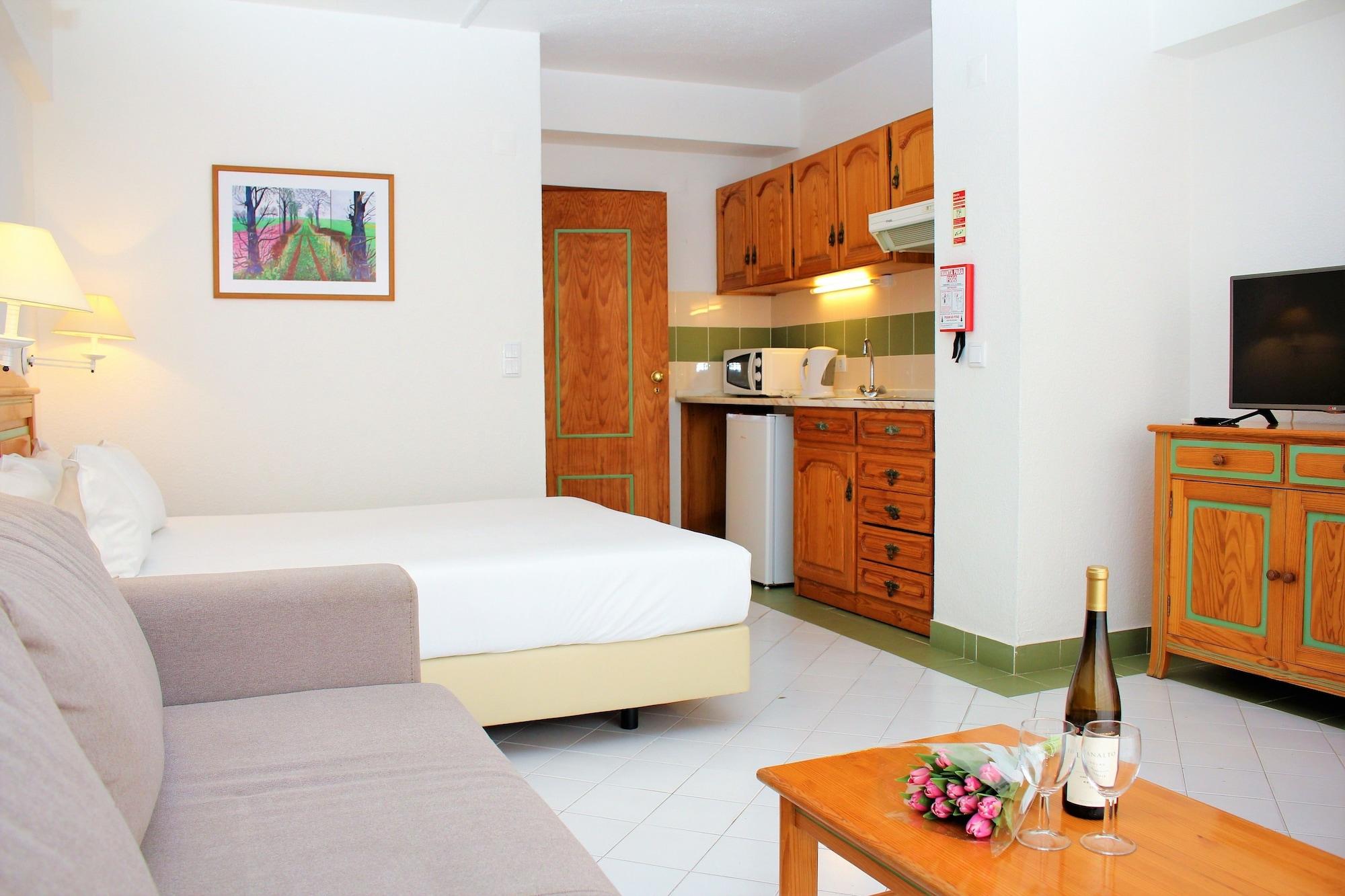 Ourabay Hotel Apartamento - Art & Holidays Albufeira Bagian luar foto