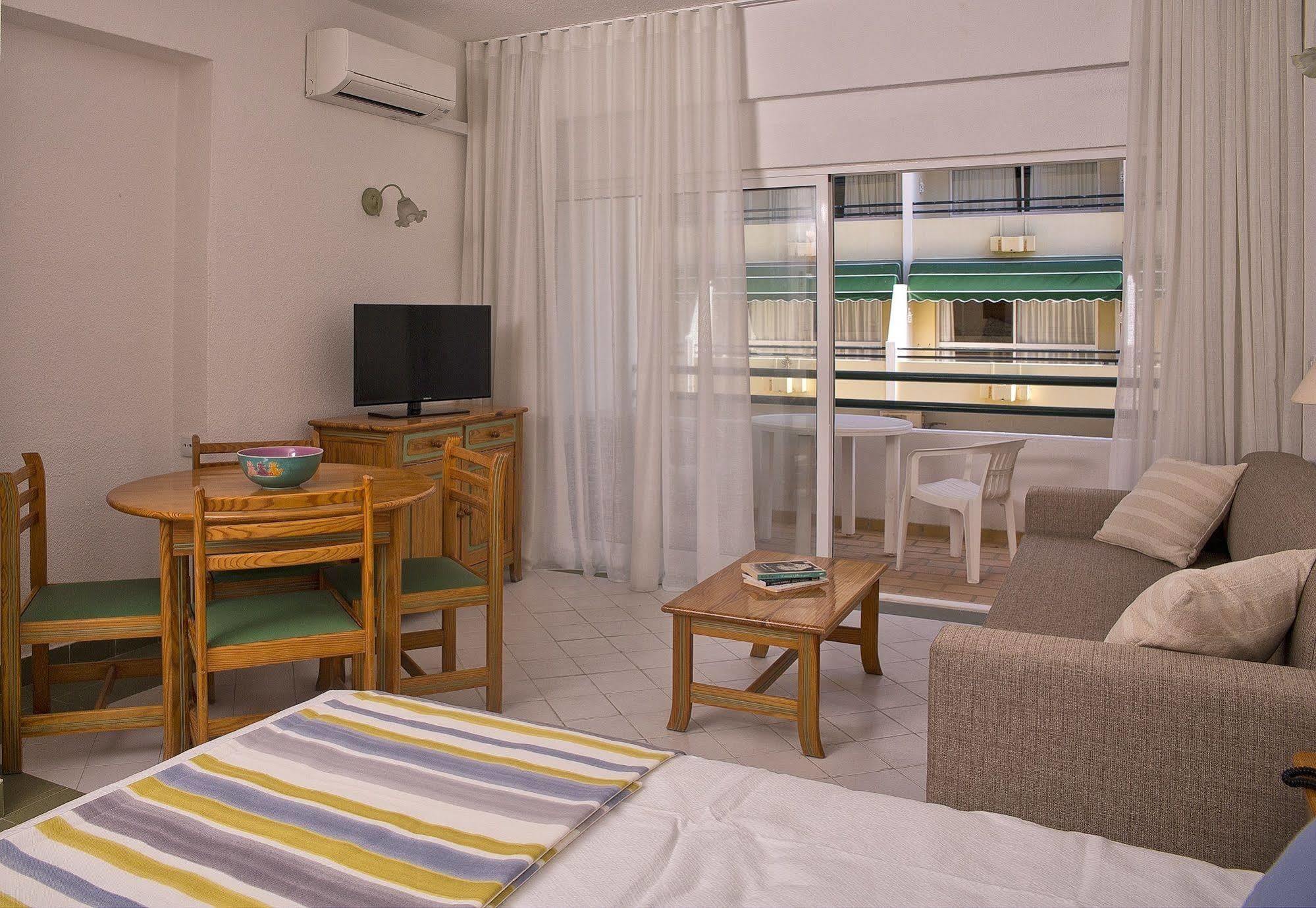Ourabay Hotel Apartamento - Art & Holidays Albufeira Bagian luar foto