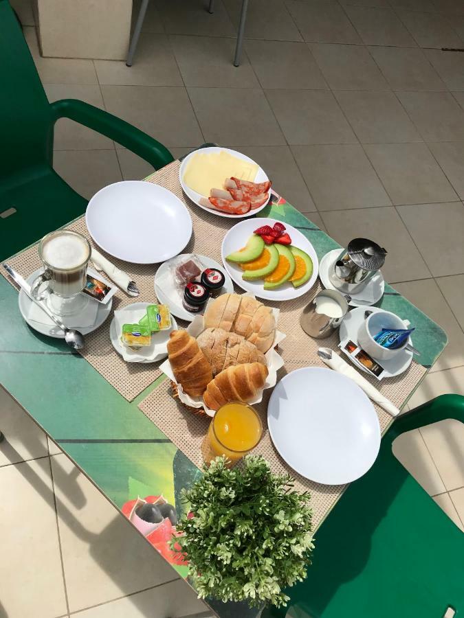 Ourabay Hotel Apartamento - Art & Holidays Albufeira Bagian luar foto